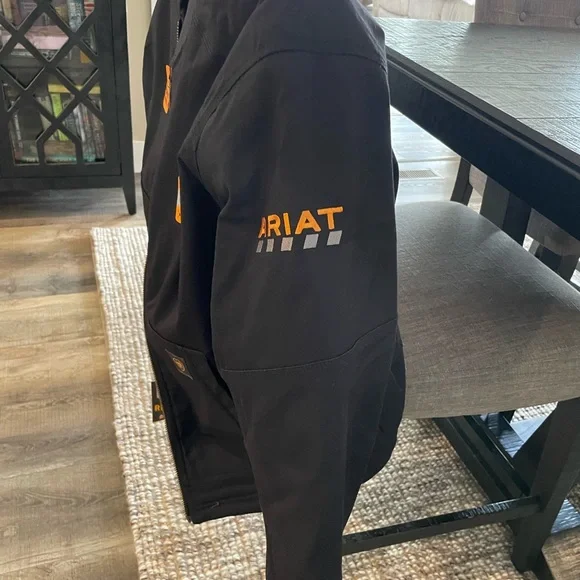 Ariat Black and Orange Workwear Tag - Picture 2 of 4